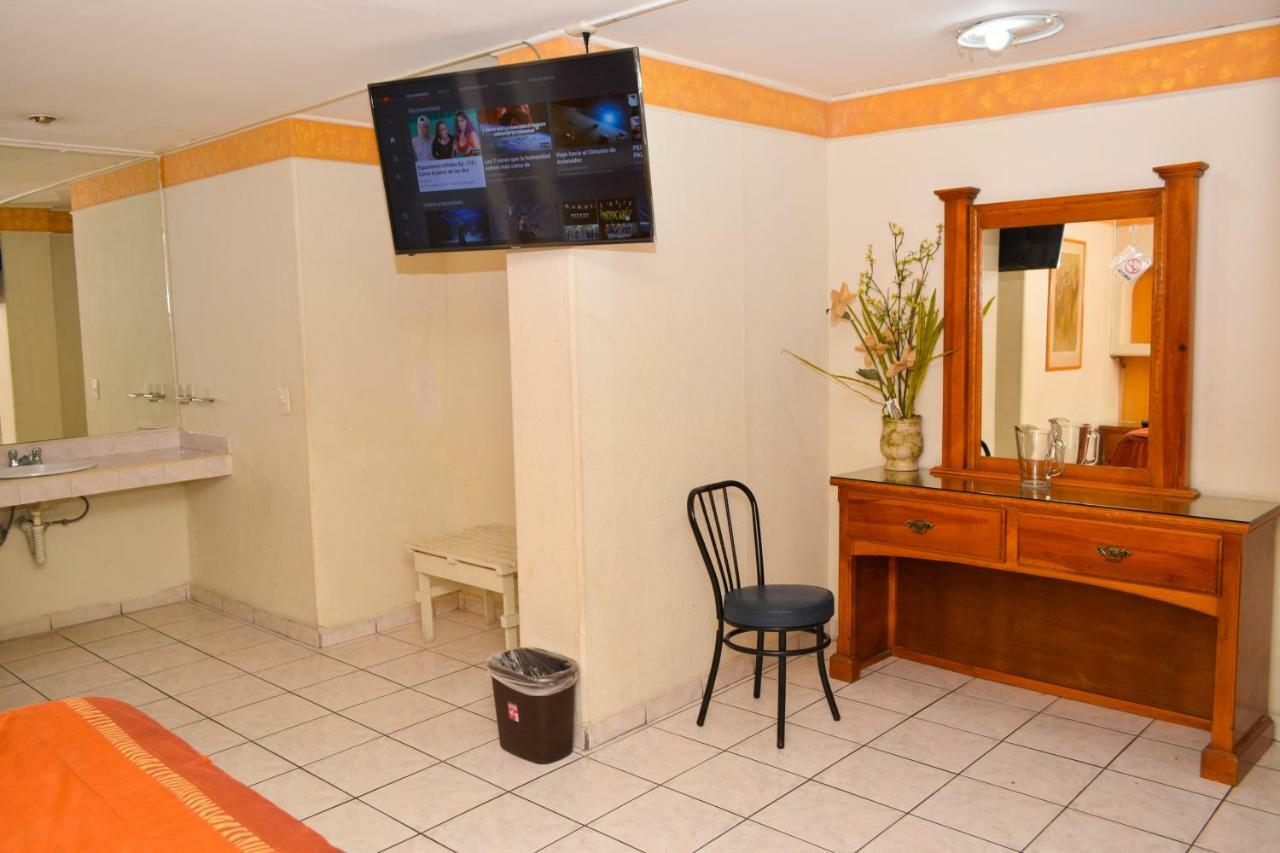 Hotel Baeza 德利西亚斯 外观 照片